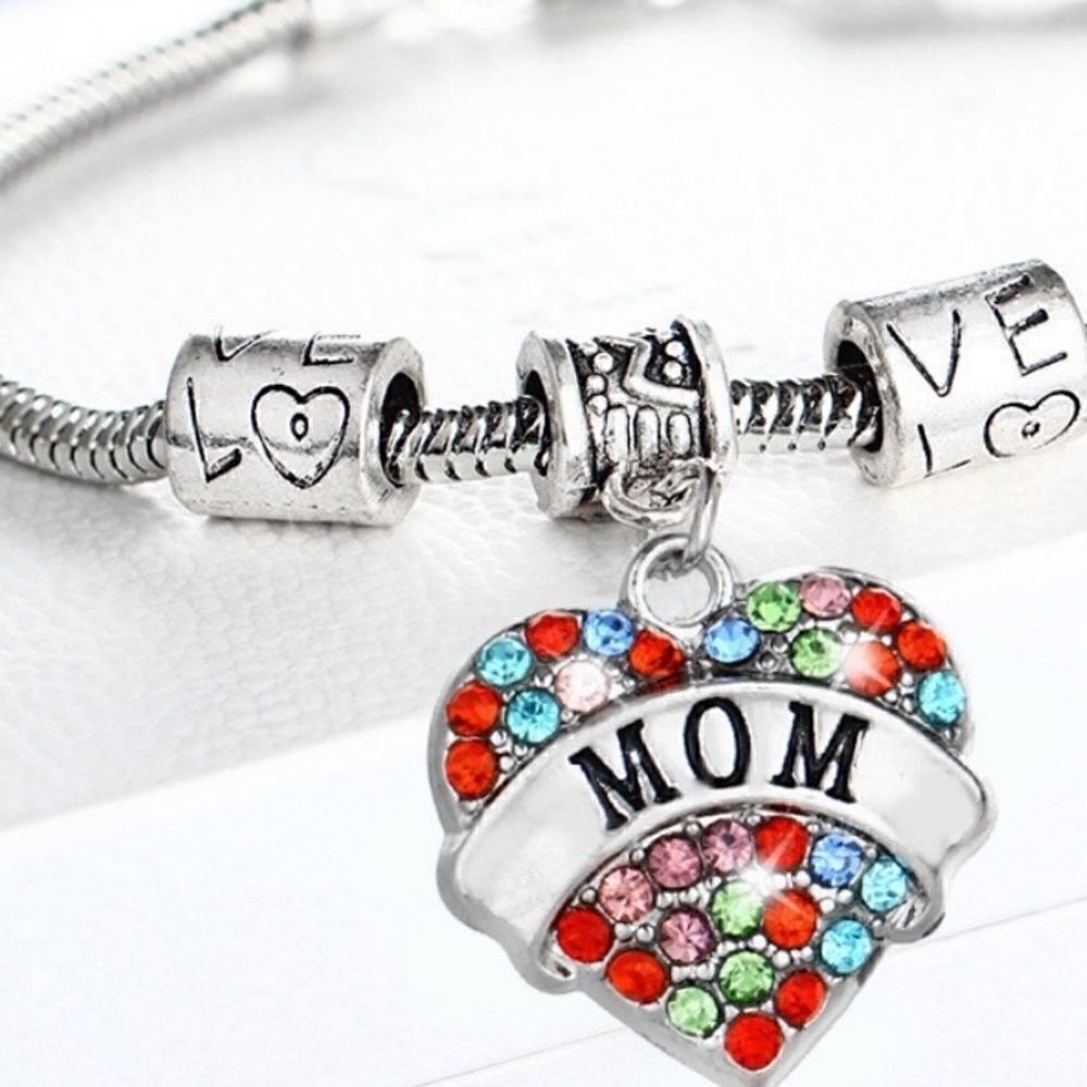 🎉🎉NEW🎉🎉 MOM LOVE Bracelet w/ Colorful Rhinestones OS Adj Charm Bracelet